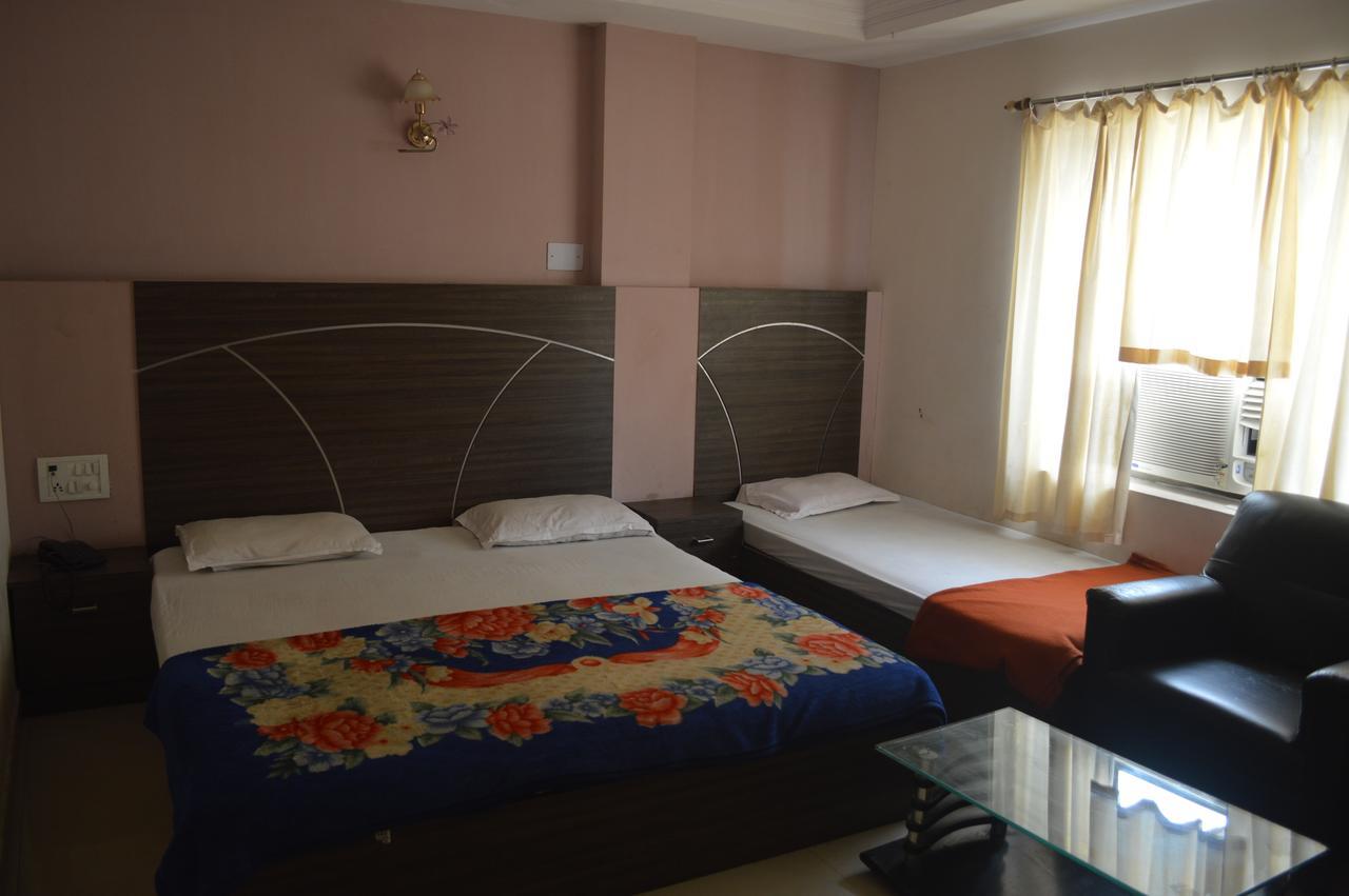 Hotel City Palace Brahmapur Room photo